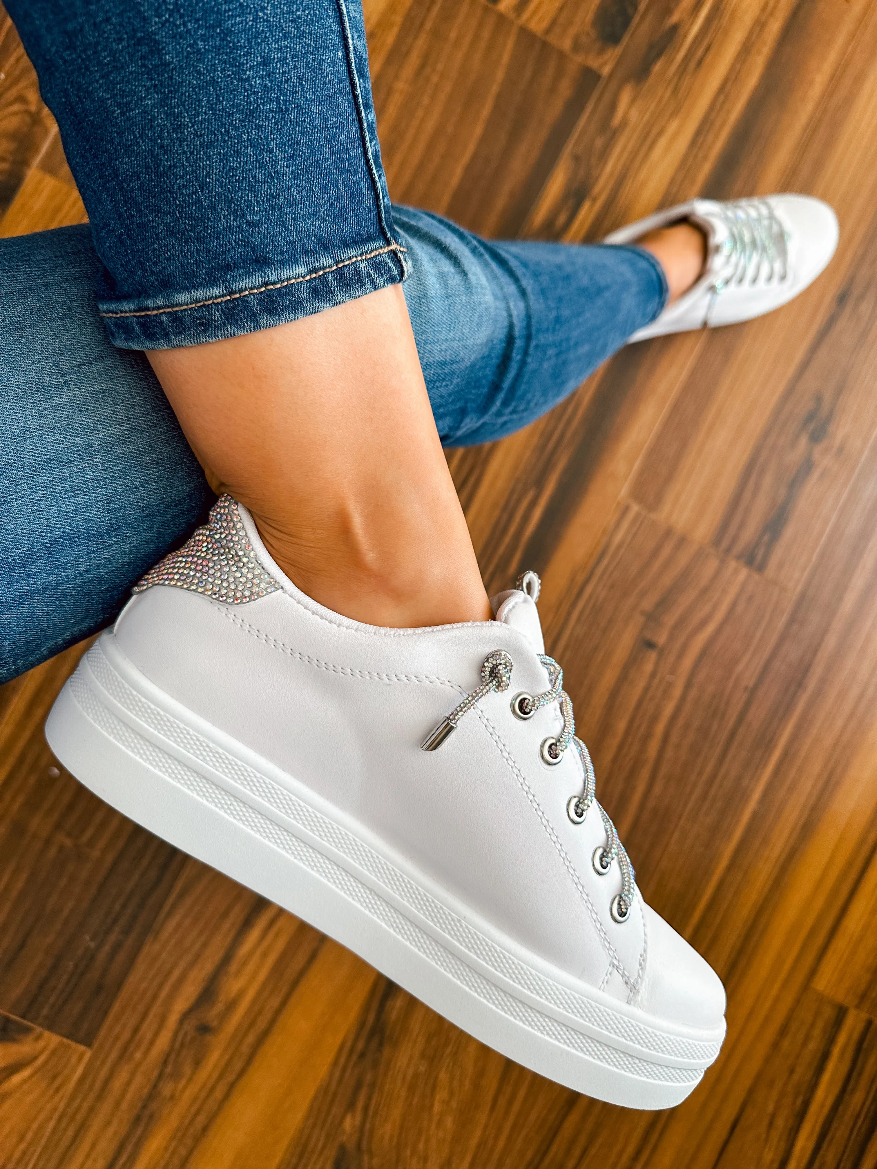 Brooklyn Basic Shiny Silver Laces White Sneakers