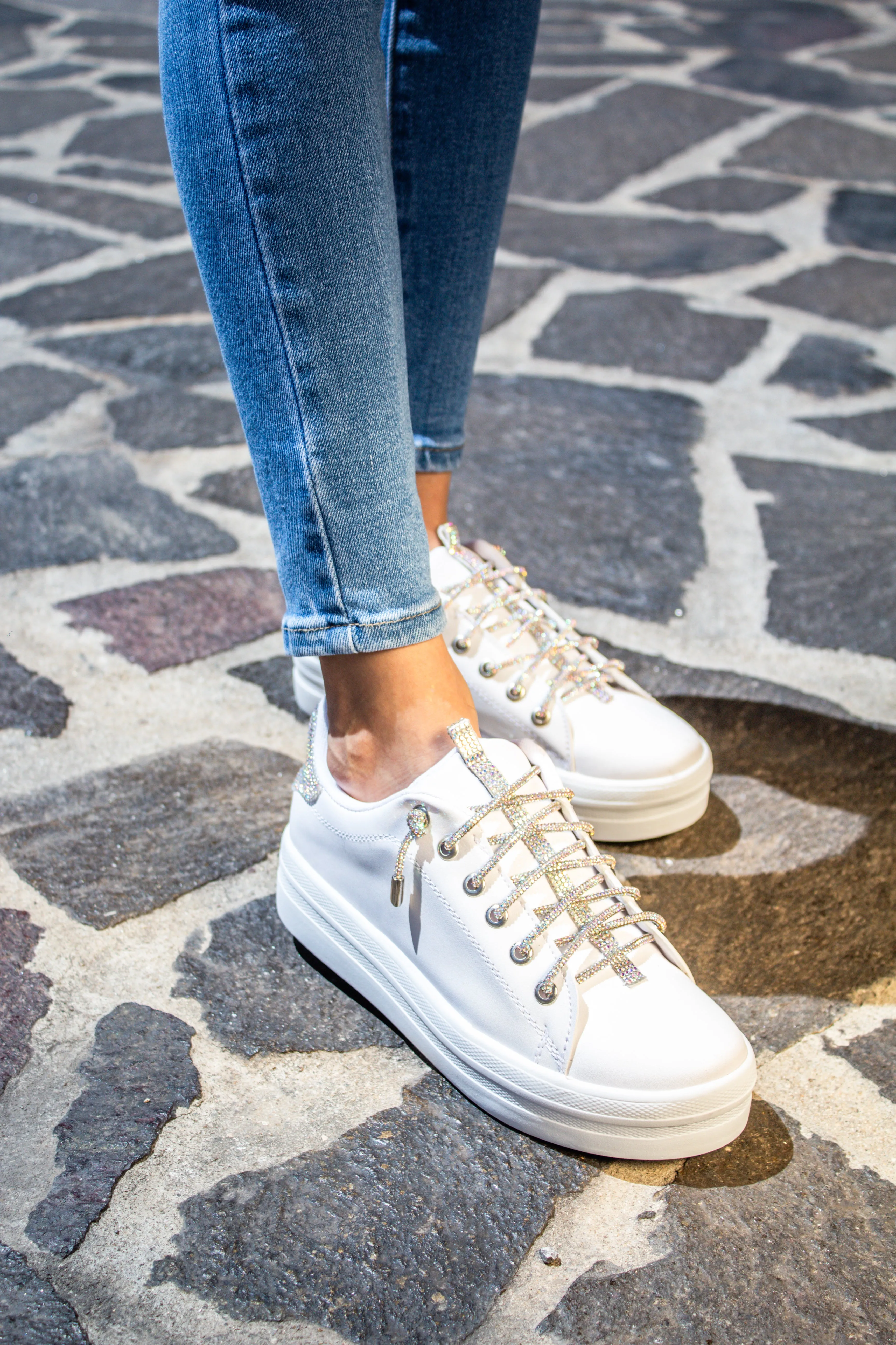 Brooklyn Basic Shiny Silver Laces White Sneakers