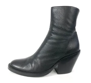 Carezza Black Ankle Boots  | Size US 7.5 - IT 38