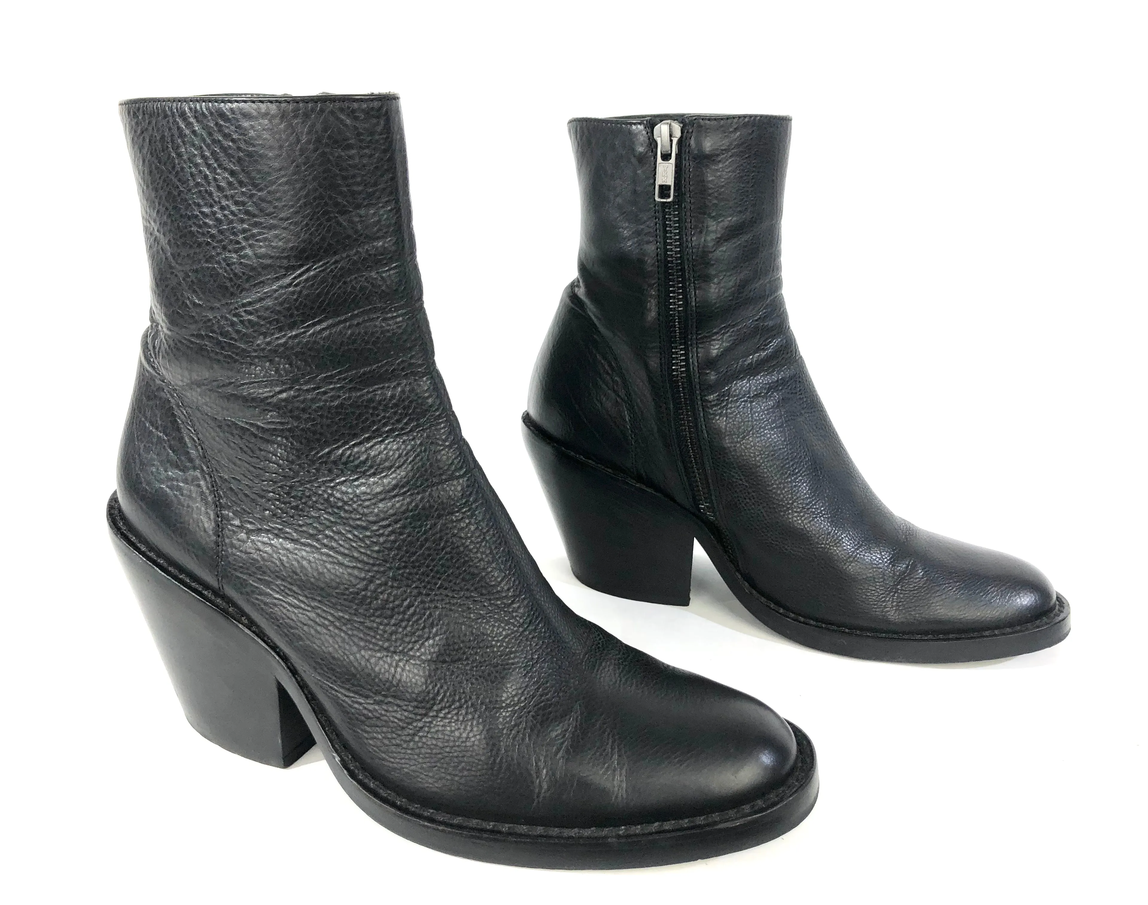 Carezza Black Ankle Boots  | Size US 7.5 - IT 38