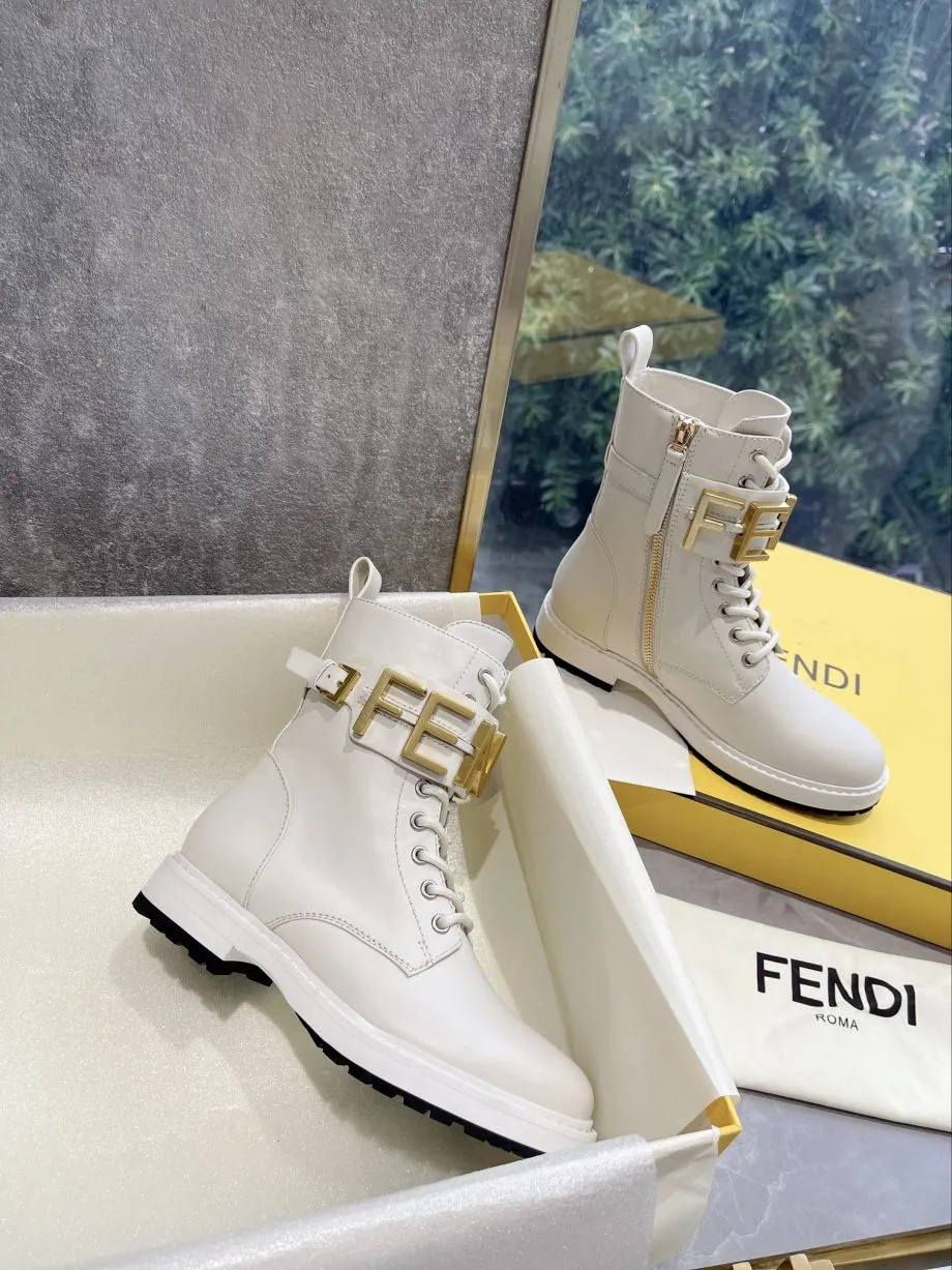 FD Fenigraphy Biker Boots White For Women 8T8355AKY6F1IEM