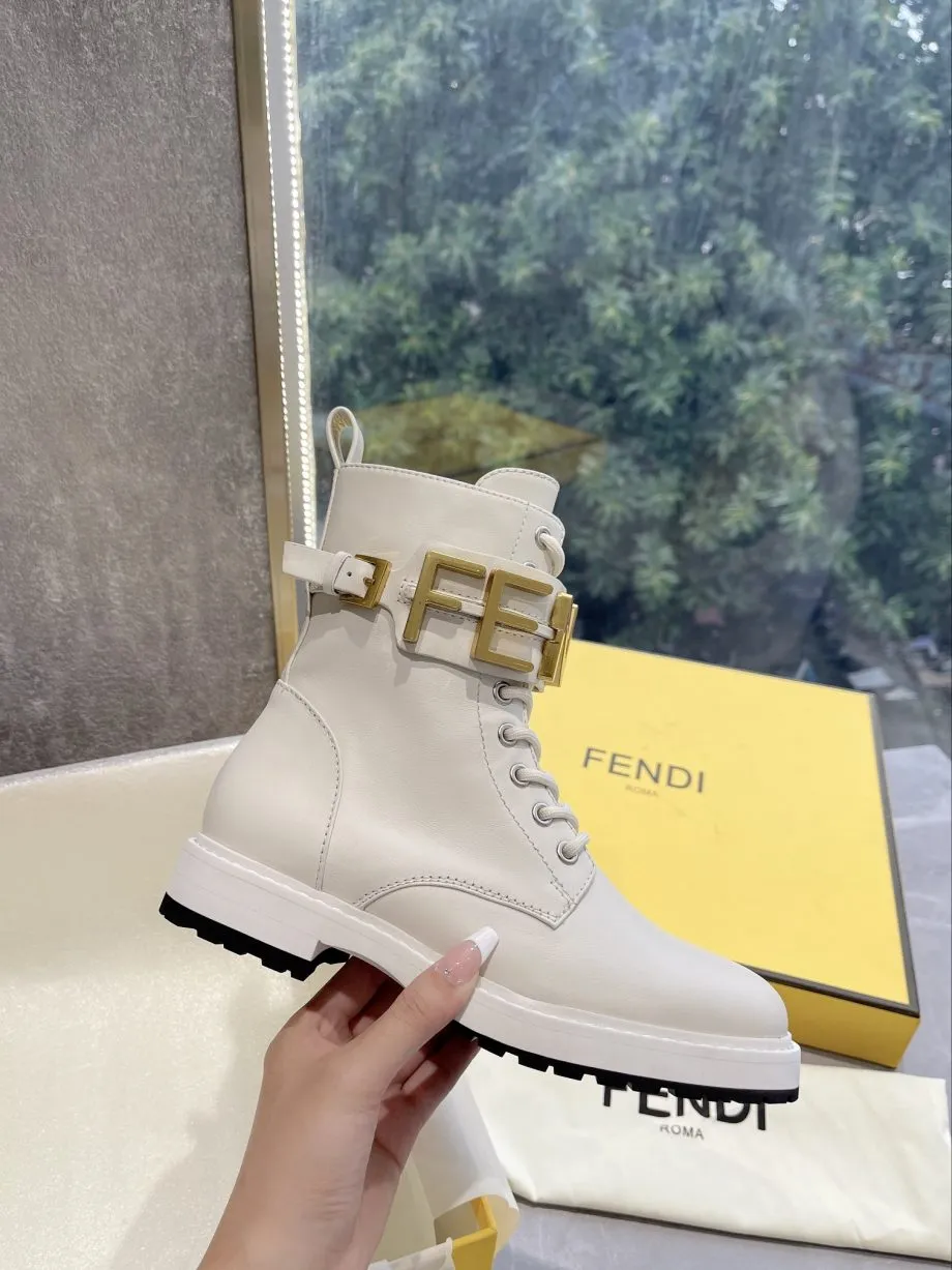 FD Fenigraphy Biker Boots White For Women 8T8355AKY6F1IEM