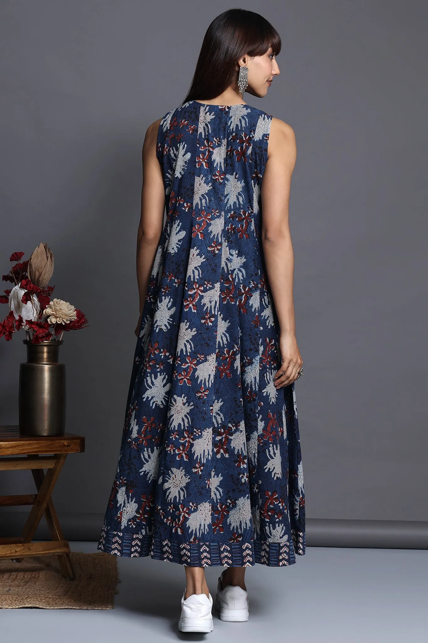 long sleeveless maxi dress - sapphire sparkles & maroon blooms