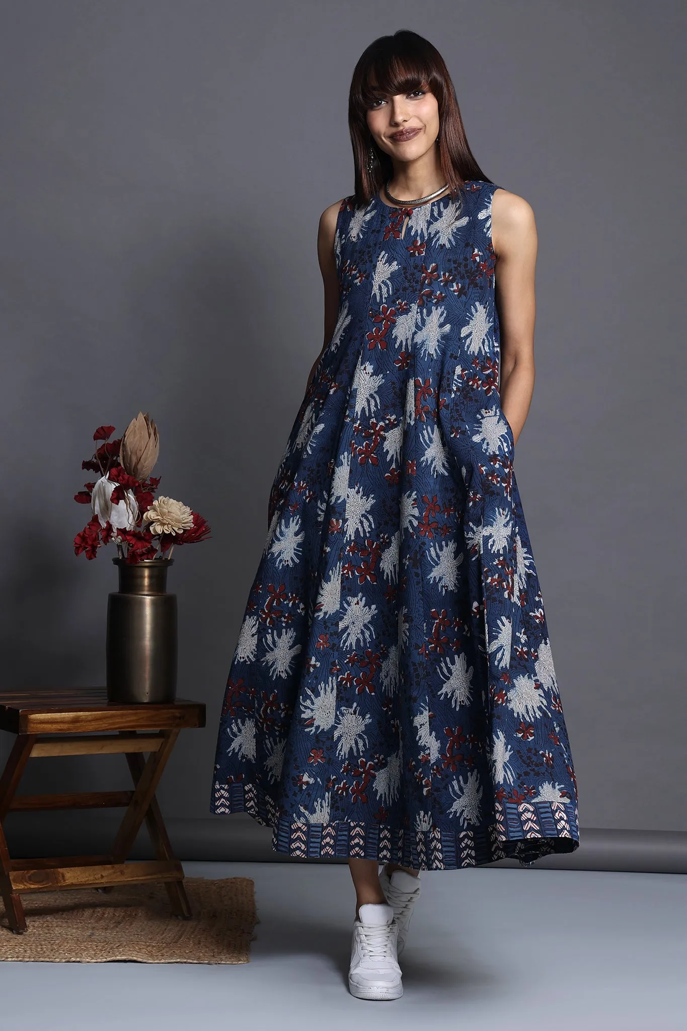 long sleeveless maxi dress - sapphire sparkles & maroon blooms