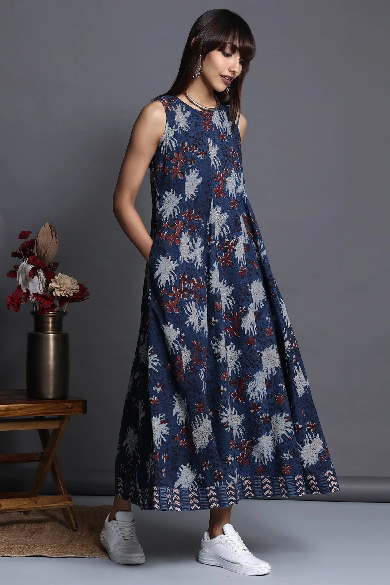 long sleeveless maxi dress - sapphire sparkles & maroon blooms