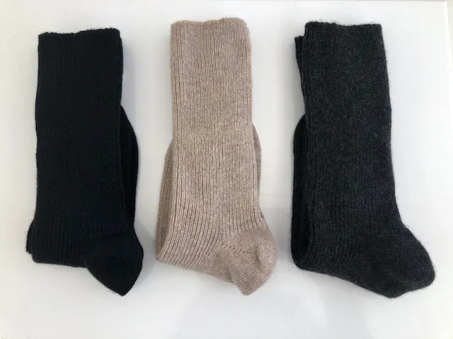 SCA 3-ply Cashmere Ladies Knitted Socks