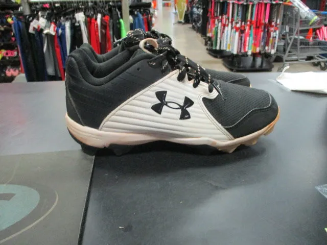 Used Under Armour Leadoff Cleats Youth 4