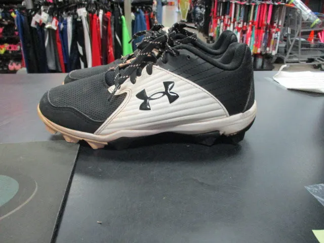 Used Under Armour Leadoff Cleats Youth 4