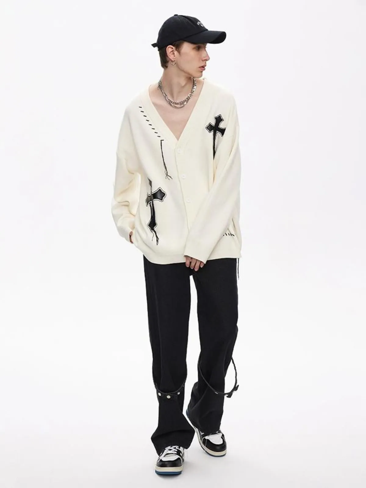 We Love Street Embroidered Cross V-neck Knitted Cardigan